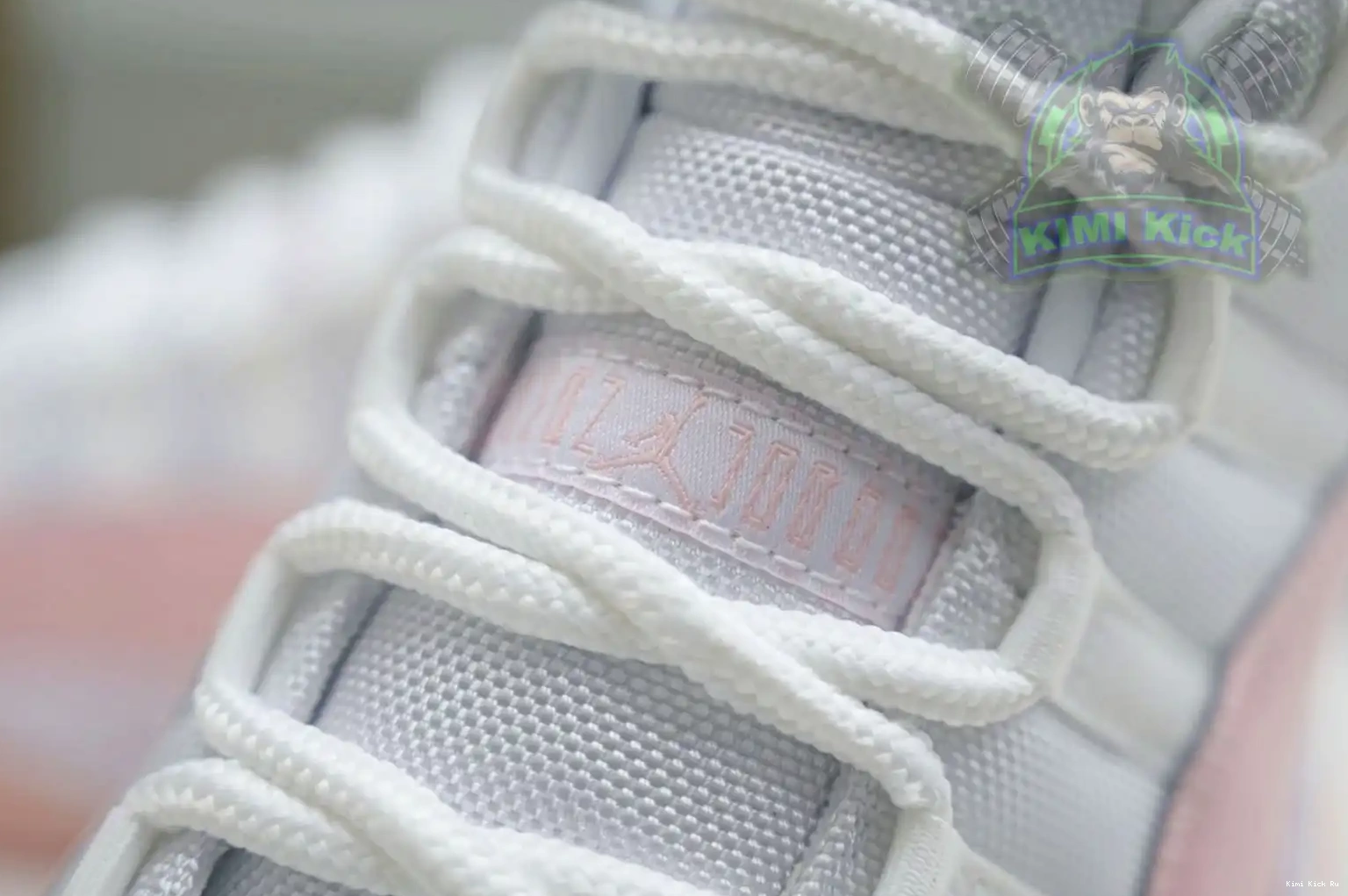 11 Low Jordan WMNS Air Kimikick Jordan 0429